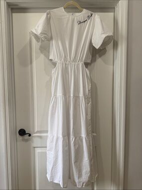 MONAT Shampoo Babe White Cut Out Maxi Dress with Puff Sleeves